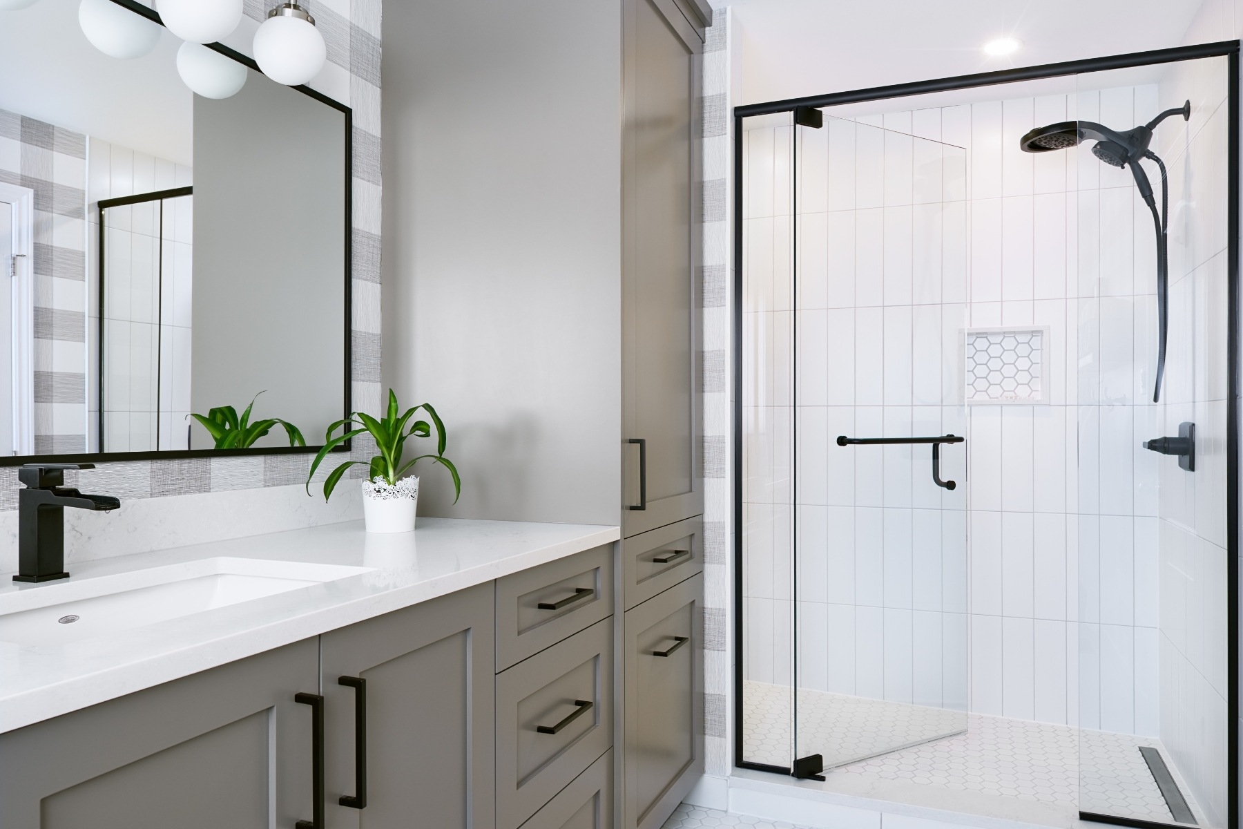 4 Ways to Enchant Your Ensuite